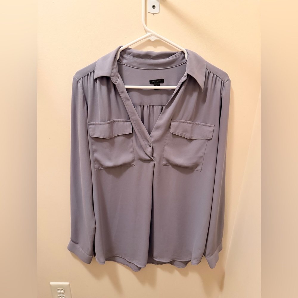 Elegant Women's Blouse in Classic Gray